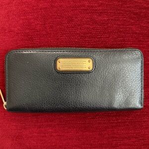 Marc By Marc Jacobs Black Leather Wallet with Gold Plate